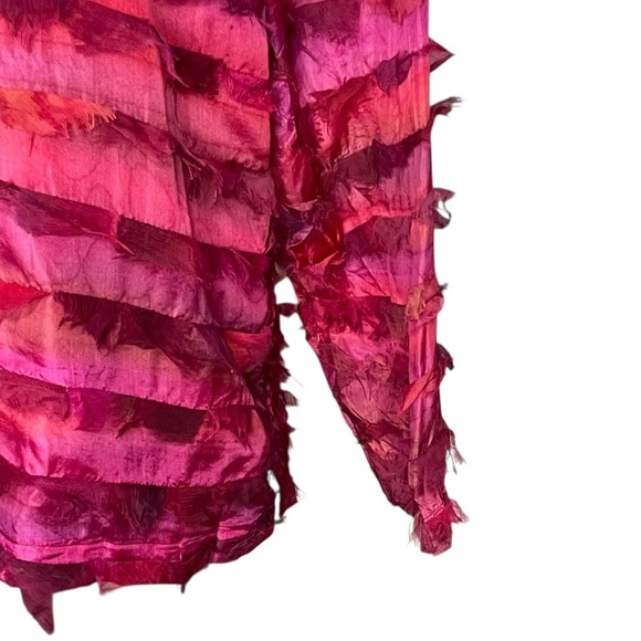 RARE Chico’s Design Textured 100% Silk Button Front Blouse Pink Red Size 2 (M/L) - Picture 7 of 16